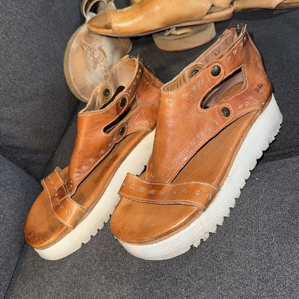 Bed Stu Brown Leather Platform Sandals - Picture 2 of 7